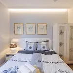- Garden - Free Parking & Ac