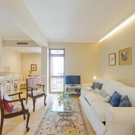 - Garden - Free Parking & Ac