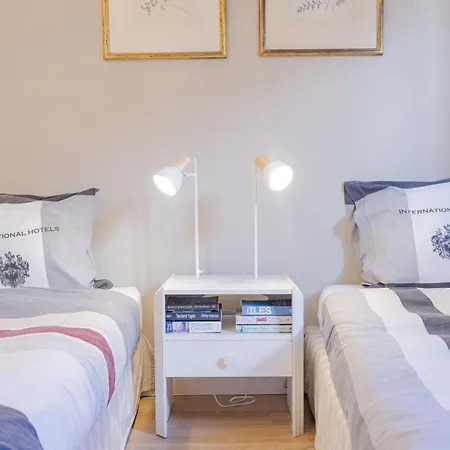 Appartement - Garden - Free Parking & Ac *